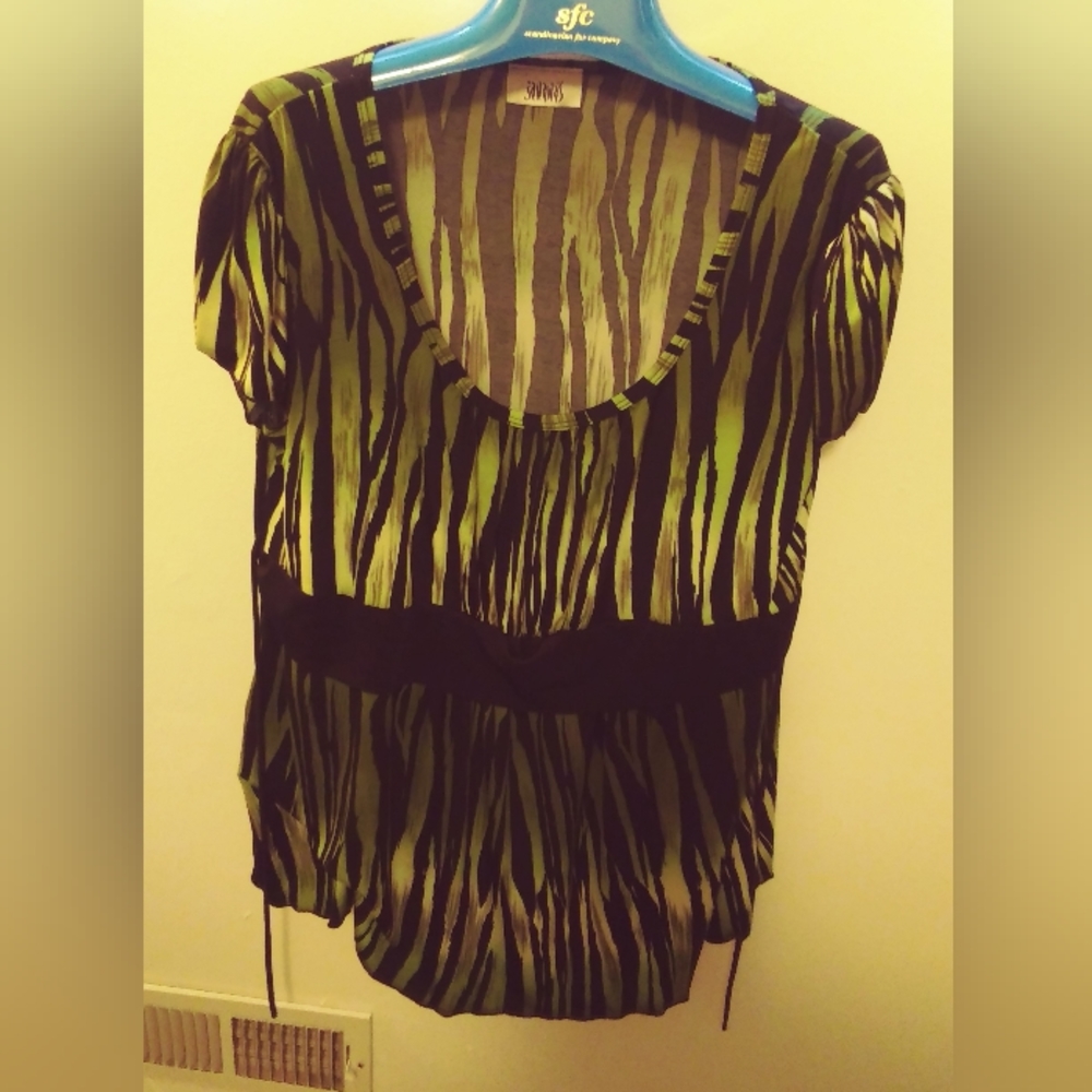 1X Janana's peasant top
